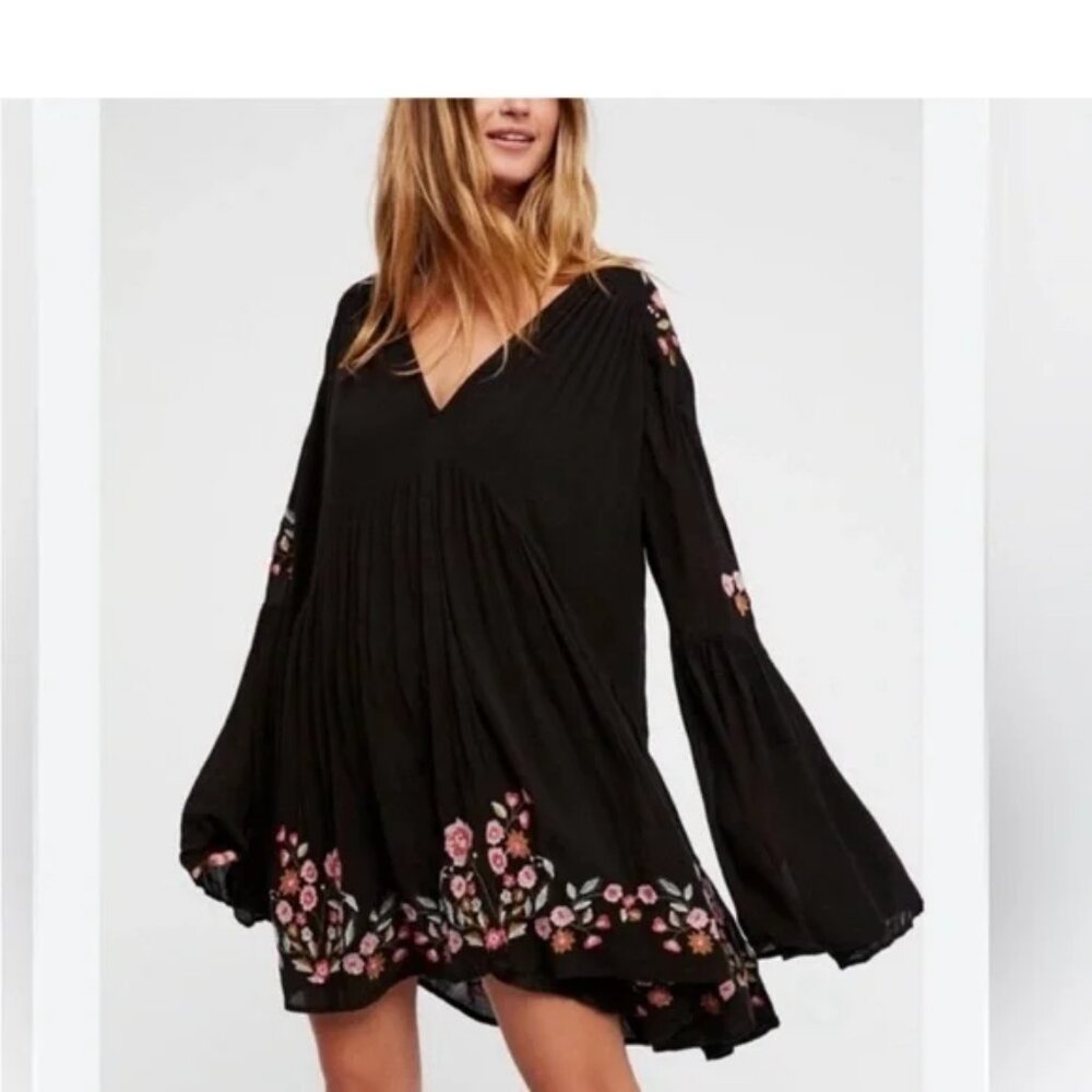 Free People Te Amo Black Embroidered Floral Mini Dress S Boho Floral Hippie